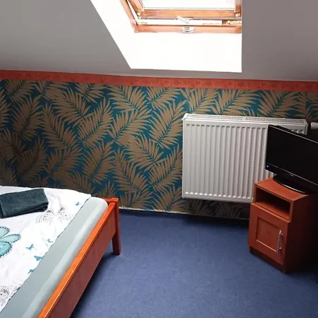 Castle Wellness Bed & Breakfast