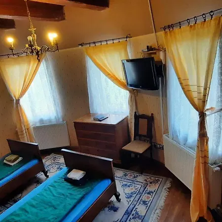 Castle Wellness Bed & Breakfast