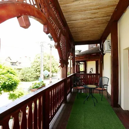 Castle Wellness Bed & Breakfast Bed & Breakfast 3*