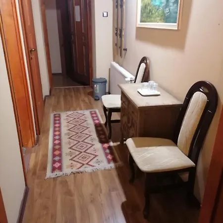 Castle Wellness Bed & Breakfast 3*