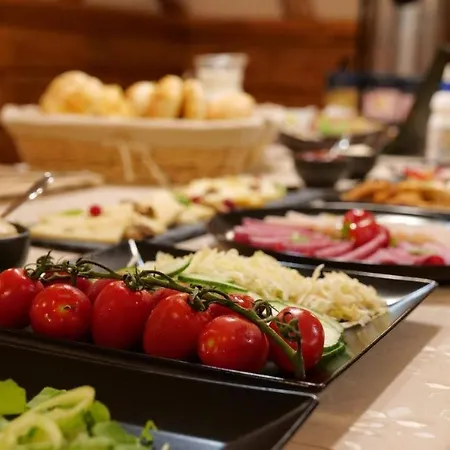 Castle Wellness Bed & Breakfast Bed & Breakfast 3*