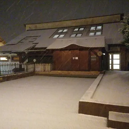 Bed & Breakfast Castle Wellness Bed & Breakfast