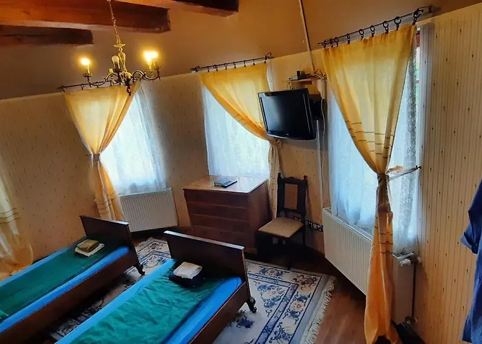 Castle Wellness Bed & Breakfast