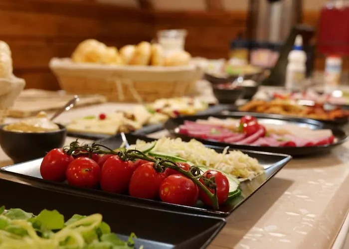 Castle Wellness Bed & Breakfast Nocleg ze śniadaniem 3*